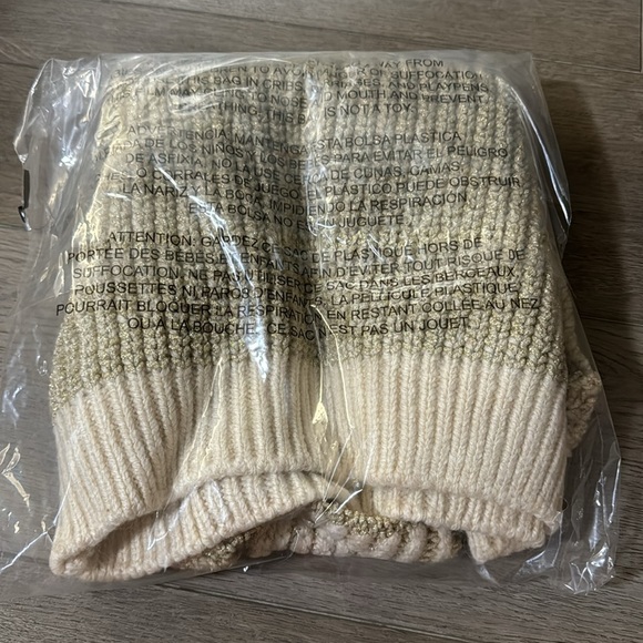 NWT! Anthropologie Pilcro Turtleneck Sweater Vest - Size Medium 🏈 - Picture 7 of 8